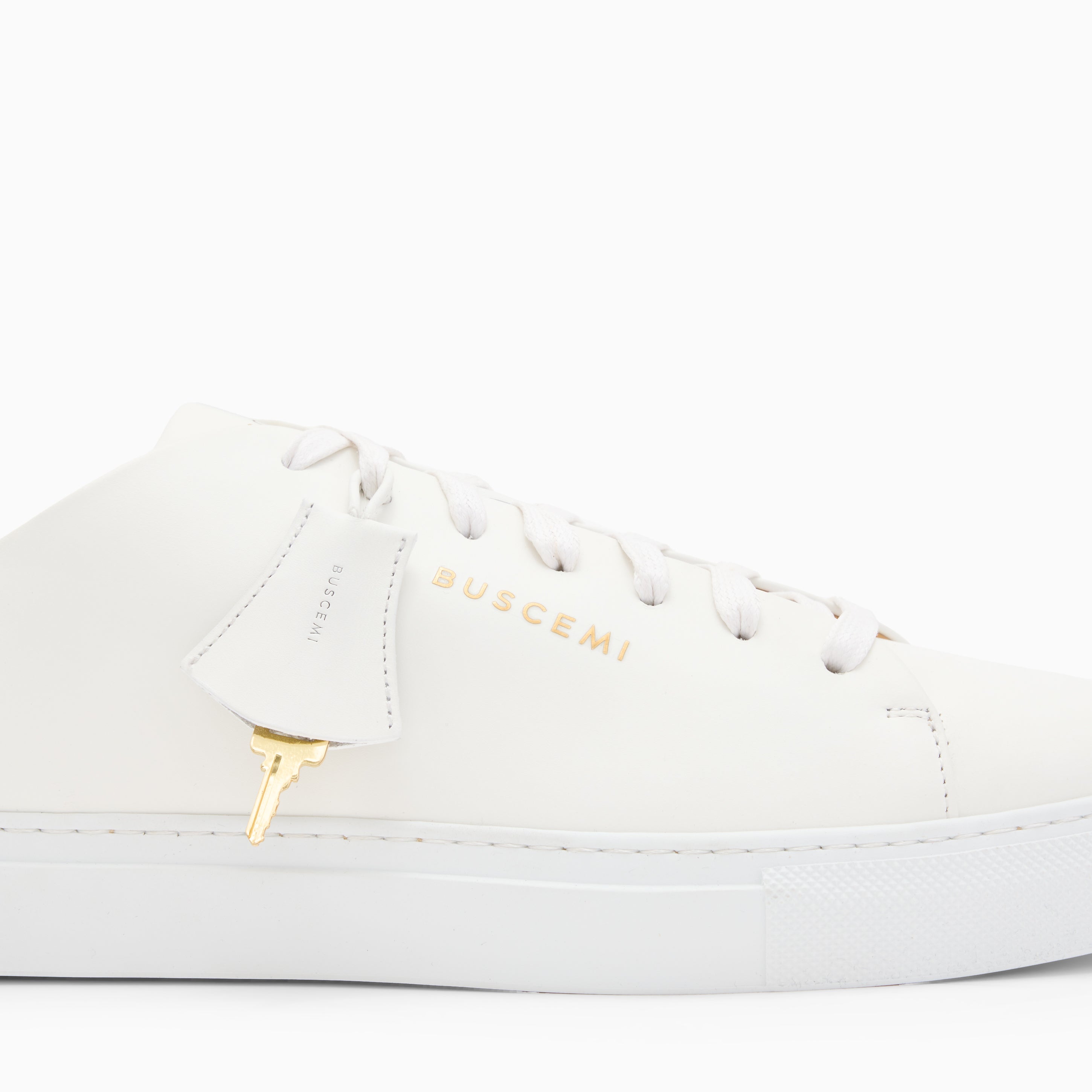 BUSCEMI QUEST LOW TOP LEATHER SNEAKER